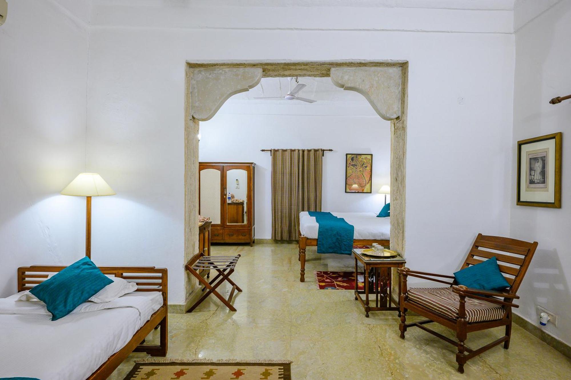 Hotel Neemrana'S - Deo Bagh Gválijar Exteriér fotografie