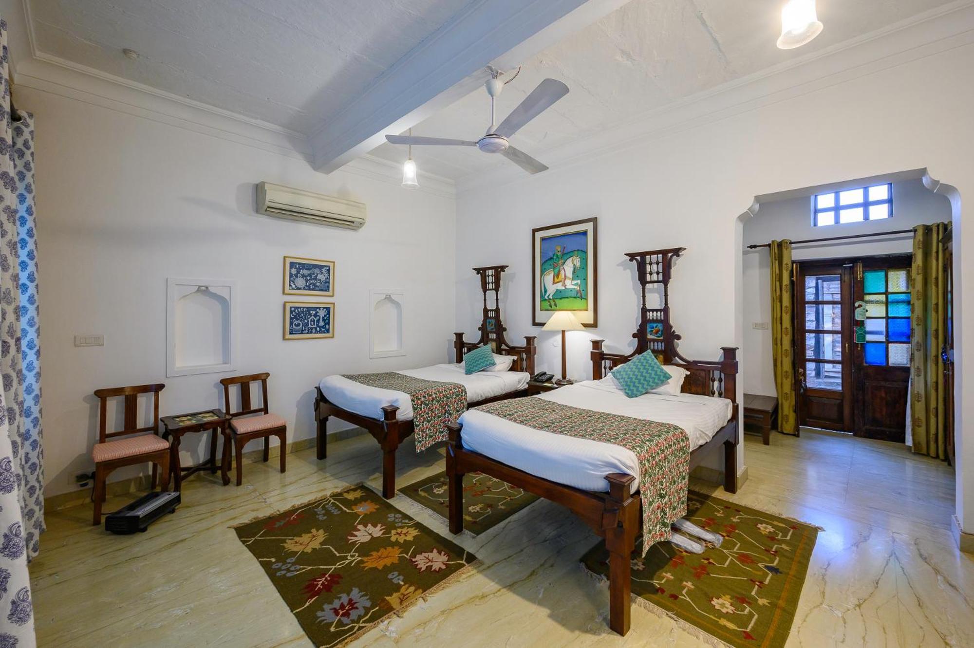 Hotel Neemrana'S - Deo Bagh Gválijar Exteriér fotografie